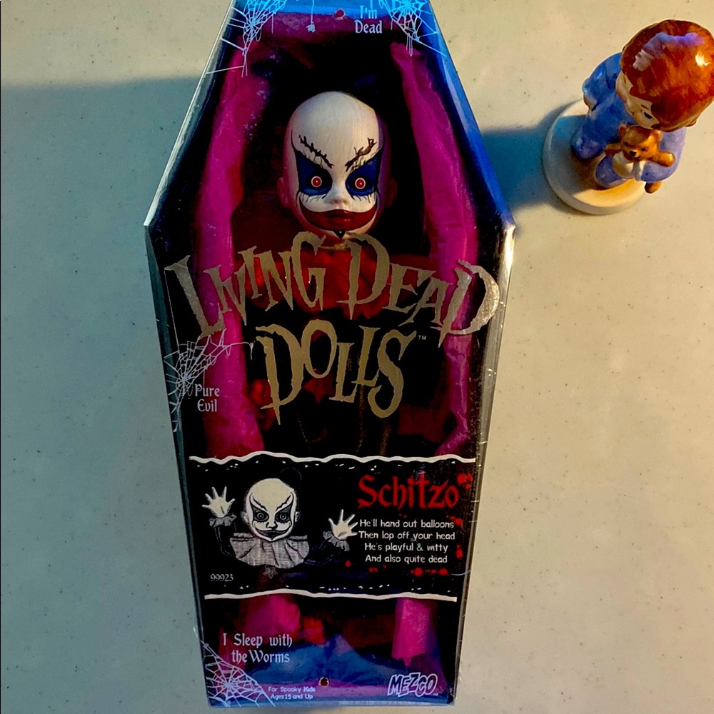 Living Dead Dolls Schitzo